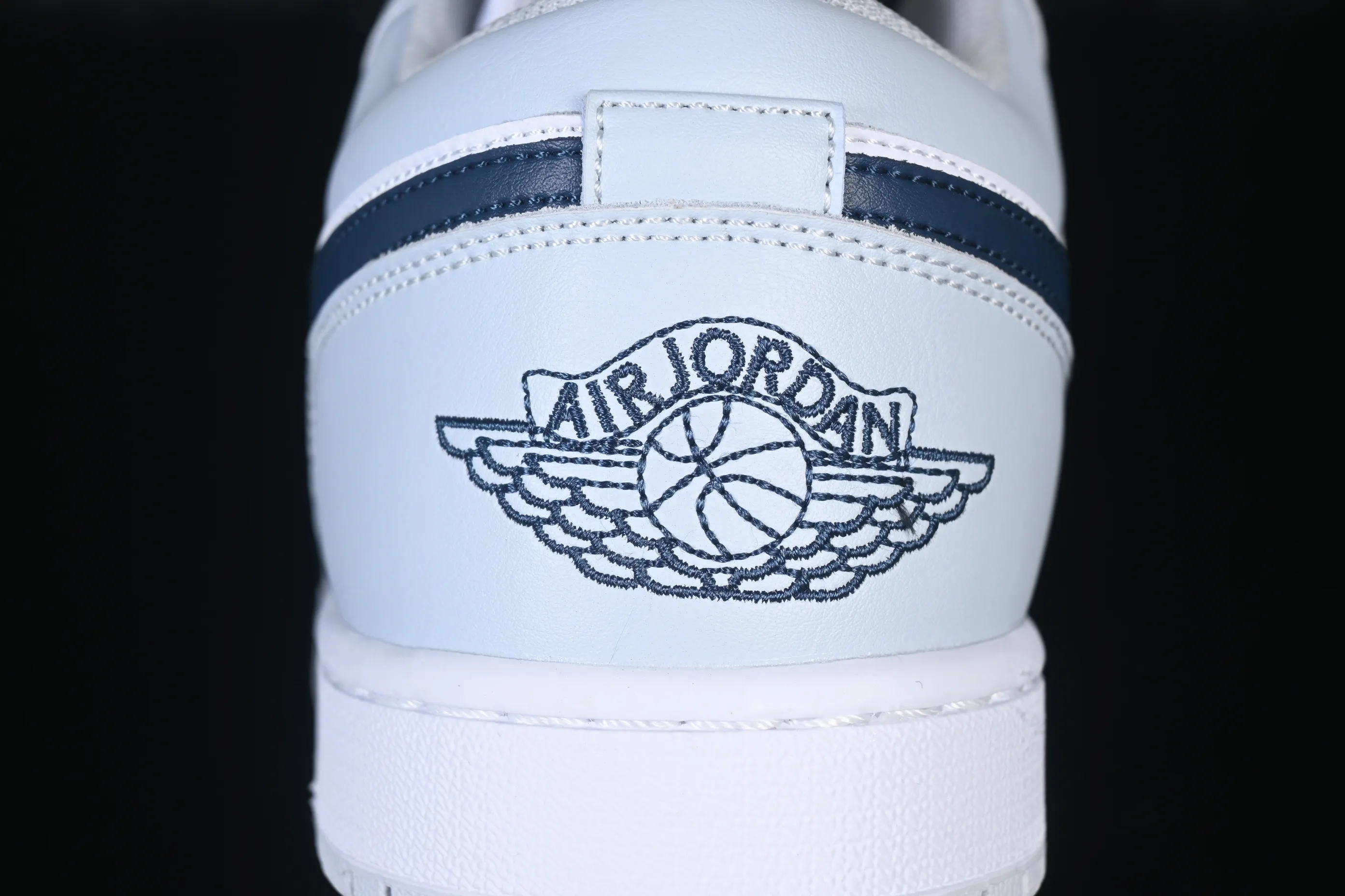 All categories Air Jordan Jordan series basketball shoes Air Jordan 1 Low Air Jordan 1 Low AJ1 Joe 1 white gray blue hook low-top retro cultural basketball shoes 553558-400